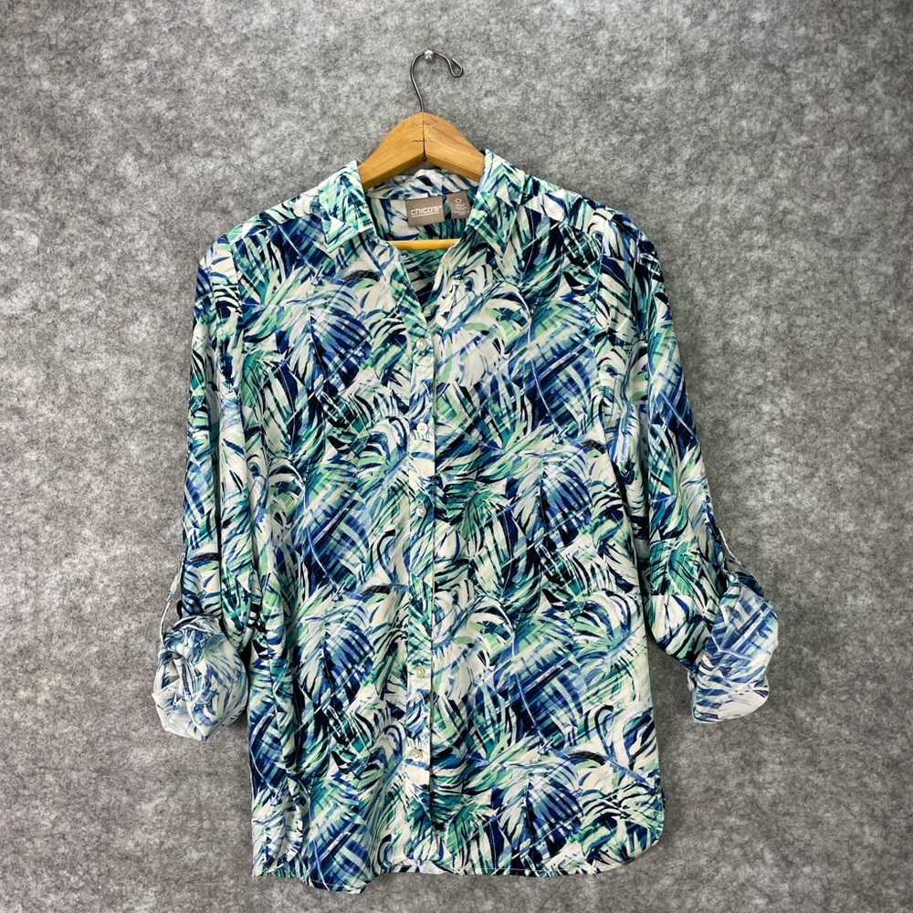 Chicos Shirt Womens Sm 0 Blue Green Palm Print Button Front Roll Tab Top Blouse